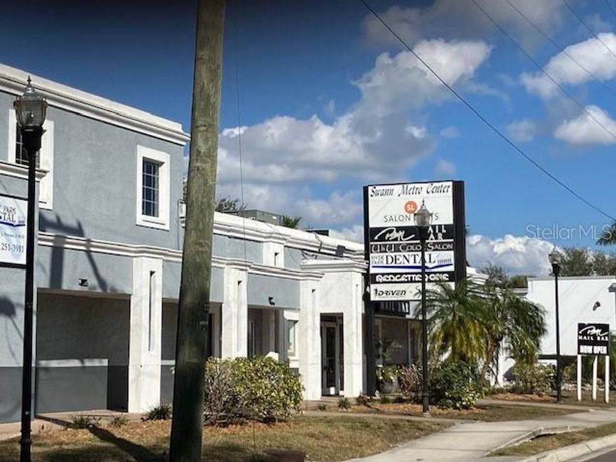 South Tampa, Swann Avenue Corridor. 2nd generation medical/dental space with 4 exam rooms and spacious waiting area. Physician's office infrastructure in place, with prominent signage and abundant parking. Tenant to complete build-out. NNN Lease. Shown by appointment.