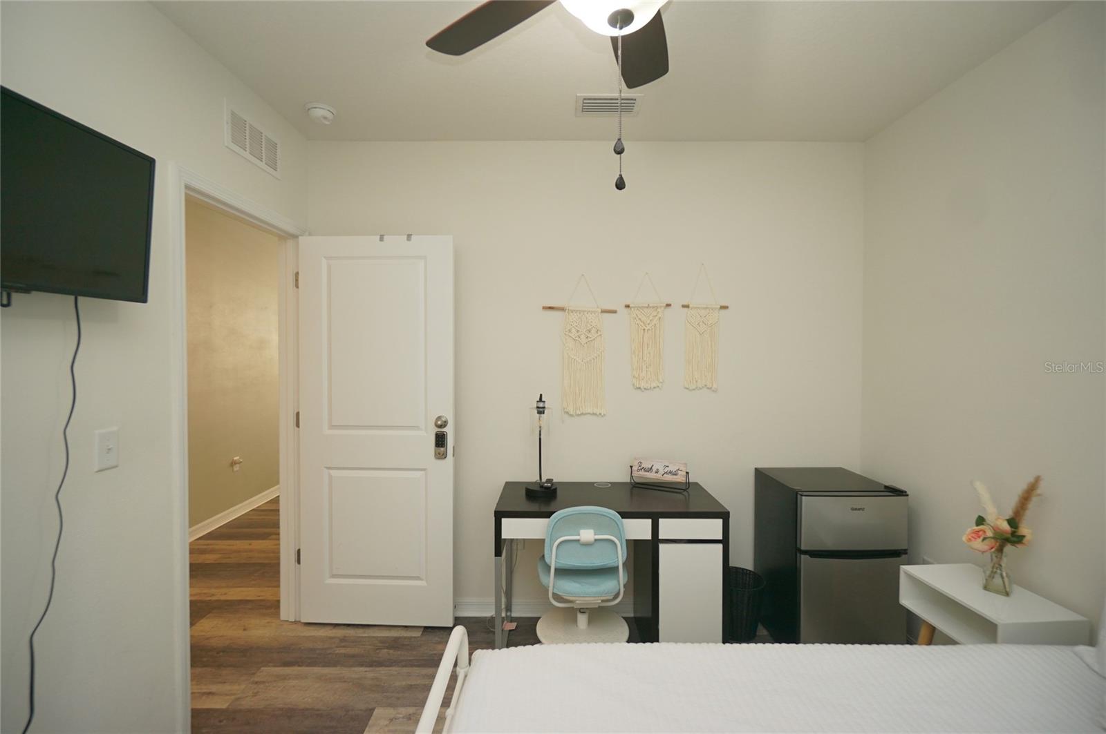 CARLTON LAKES WEST PH 2B - Residential Lease