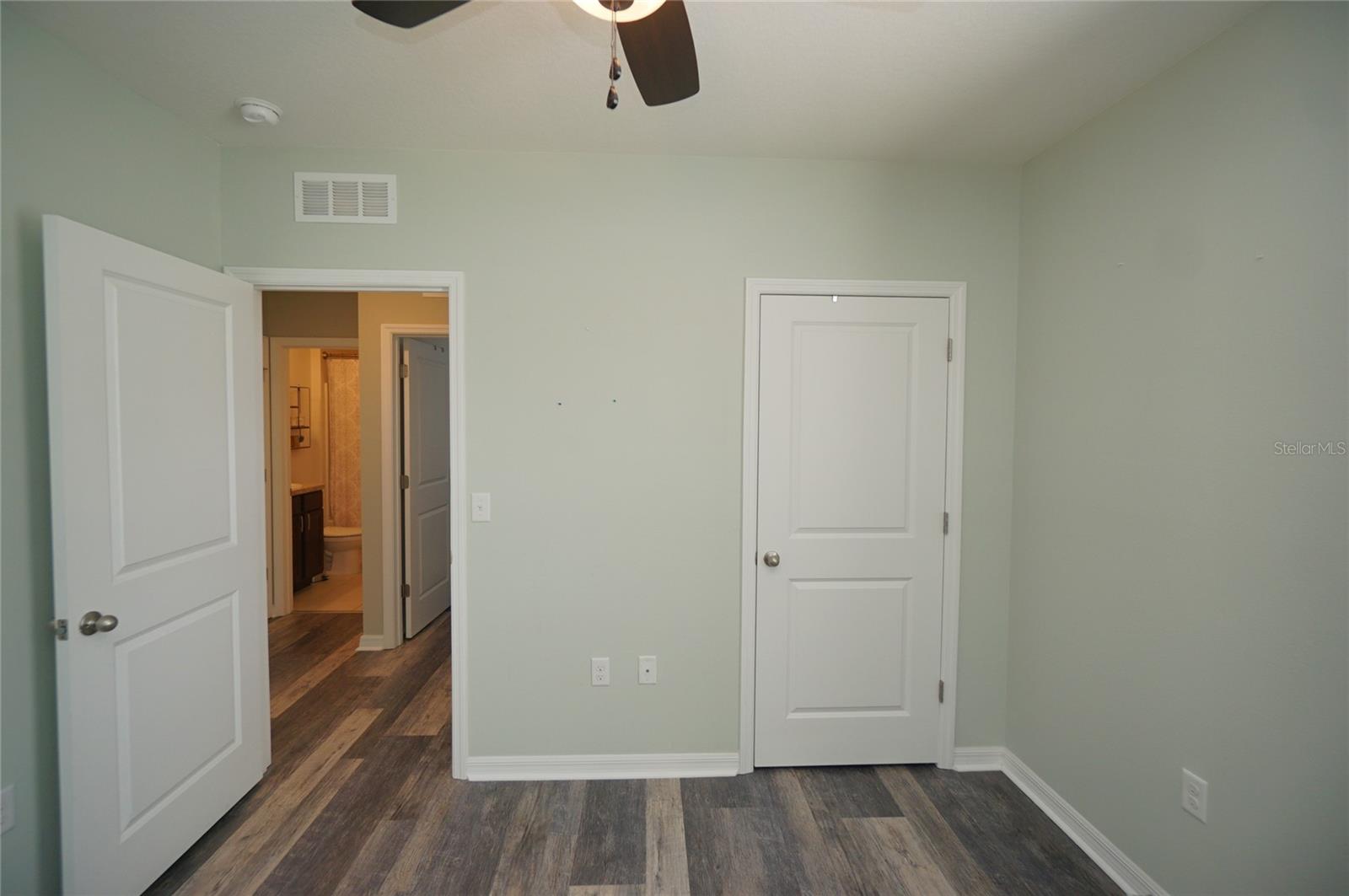 CARLTON LAKES WEST PH 2B - Residential Lease