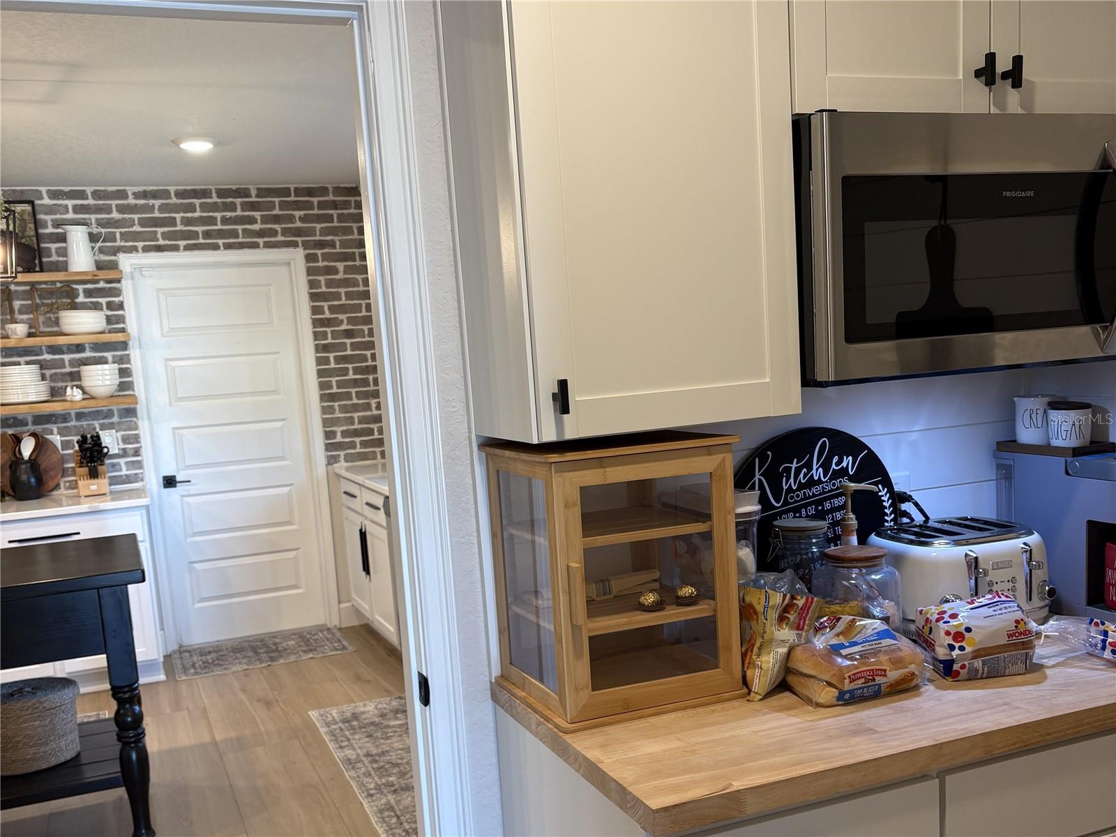 OCALA WATERWAY ESTATE - Residential