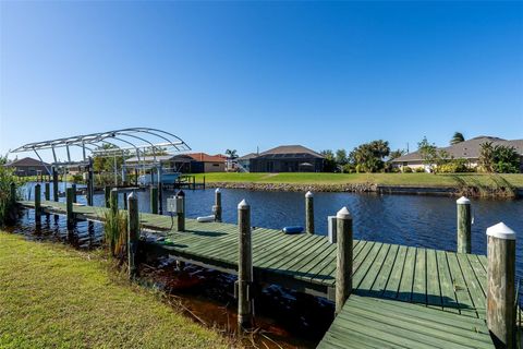 A home in PORT CHARLOTTE