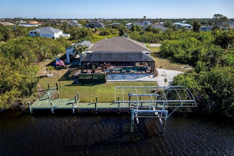 A home in PORT CHARLOTTE