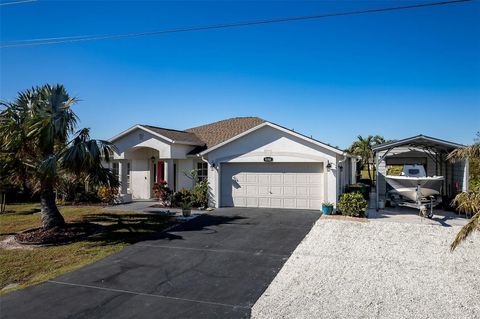 A home in PORT CHARLOTTE