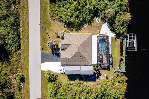 A home in PORT CHARLOTTE