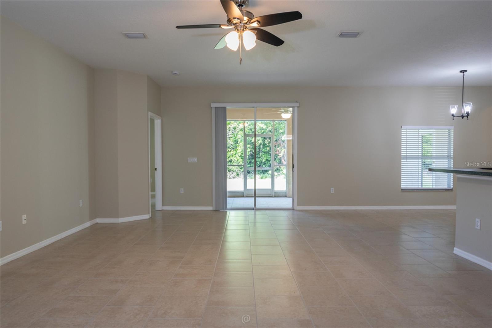 PINE LAKES - Residential