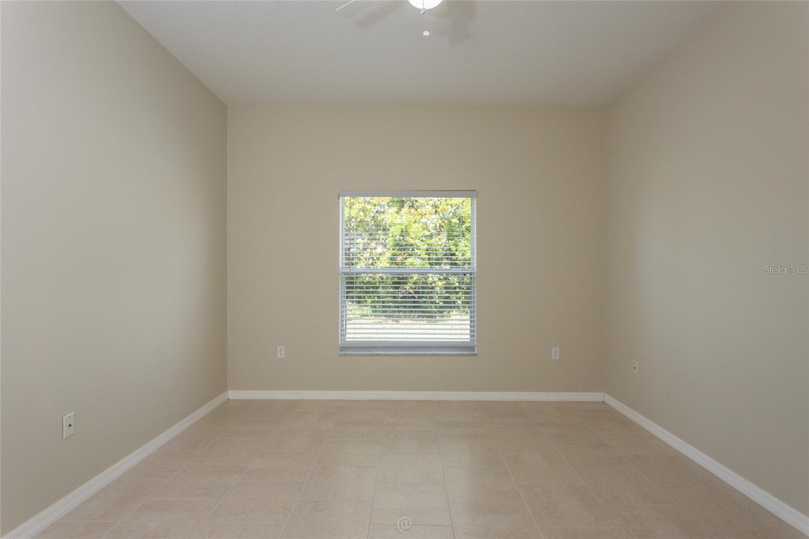 PINE LAKES - Residential