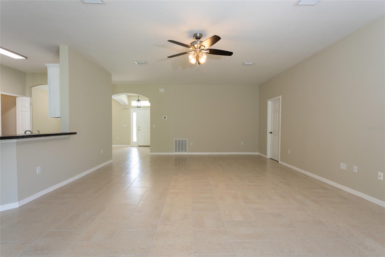 PINE LAKES - Residential