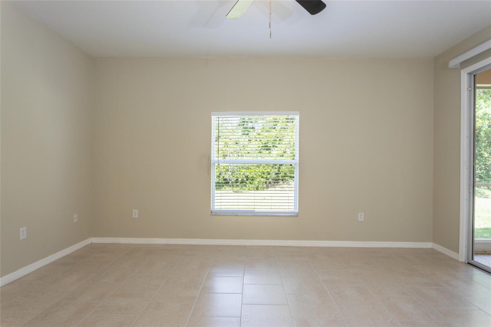 PINE LAKES - Residential