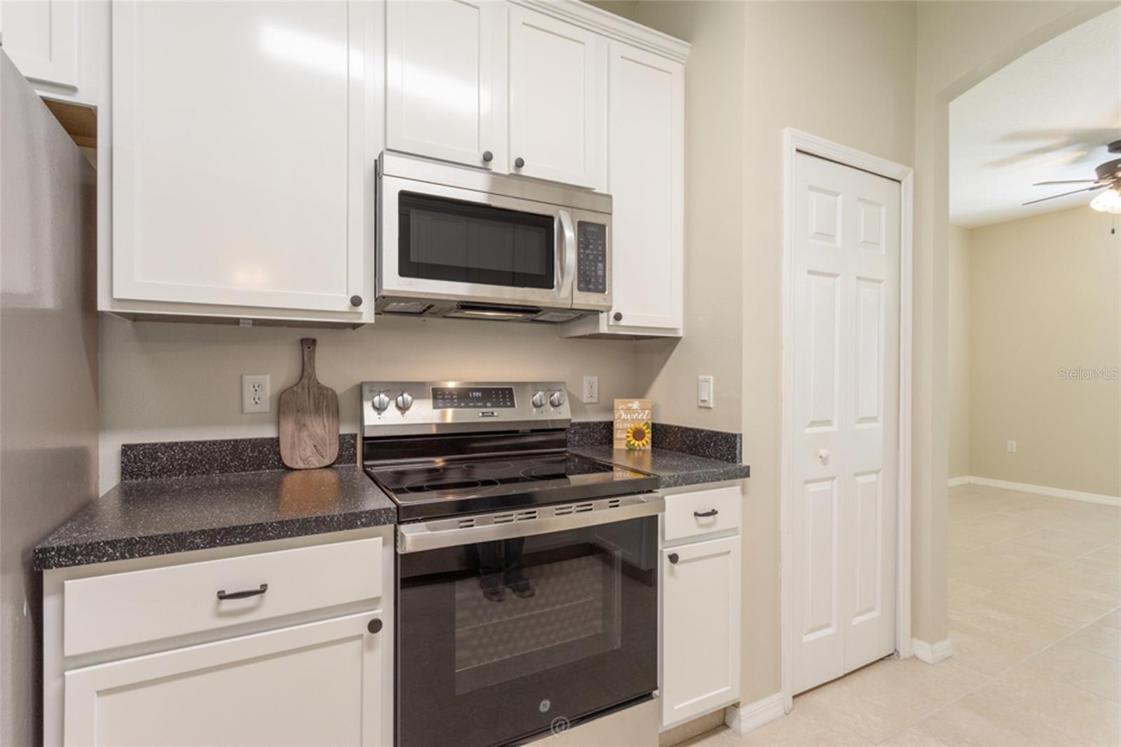 PINE LAKES - Residential