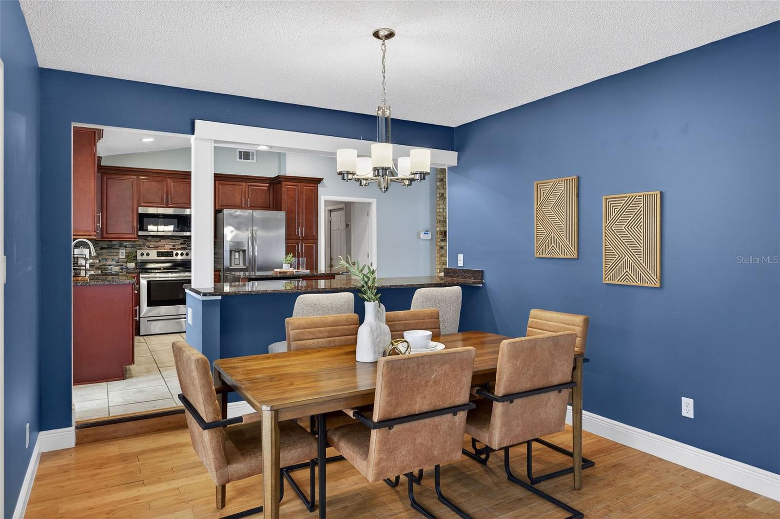 WOODSIDE VILLAGE - Residential