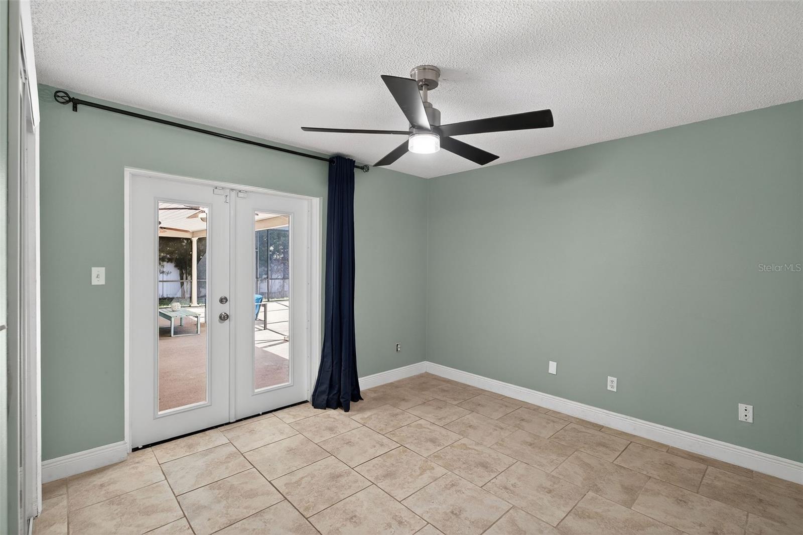 WOODSIDE VILLAGE - Residential