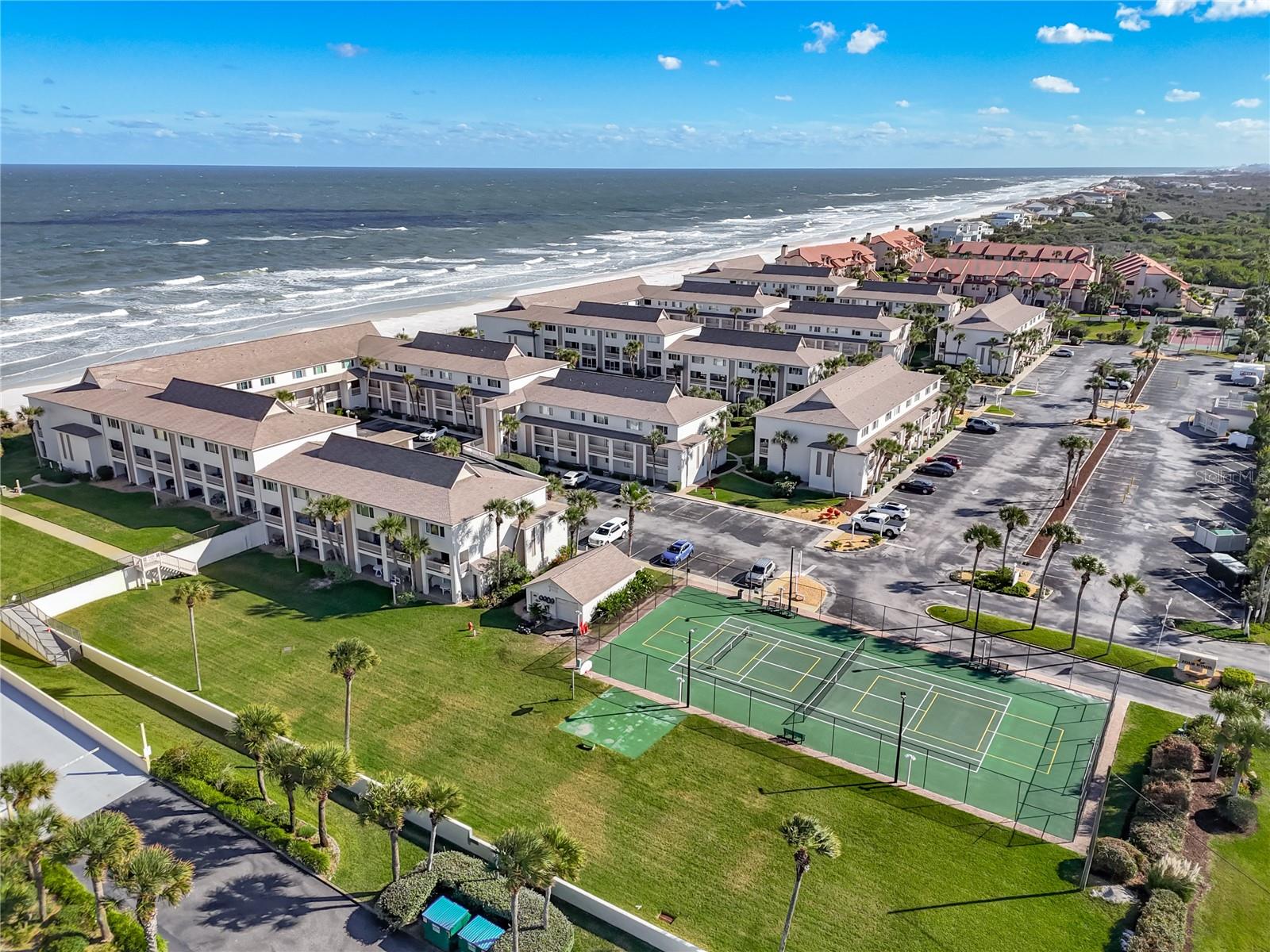 FOUR WINDS - Residential