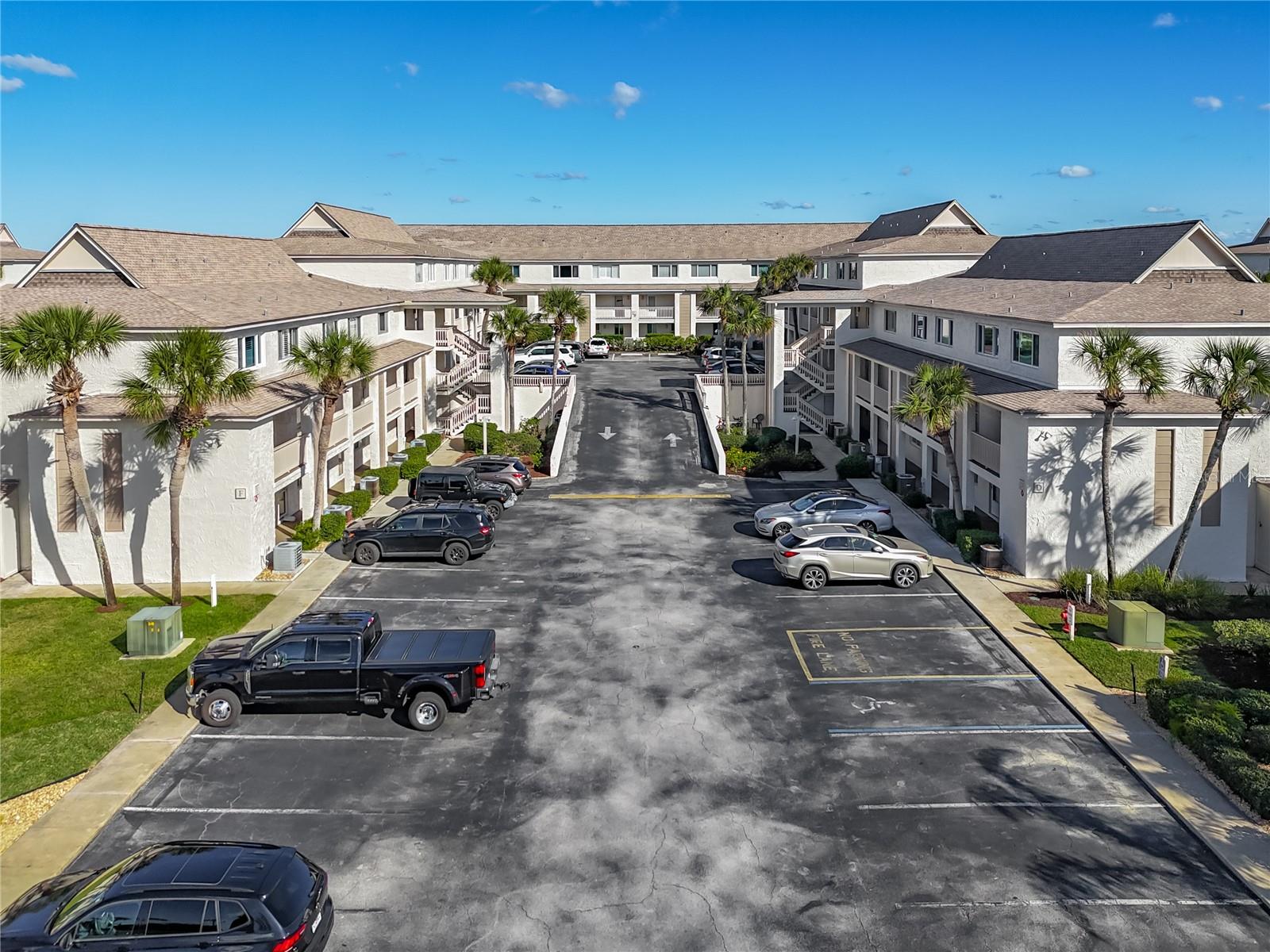 FOUR WINDS - Residential