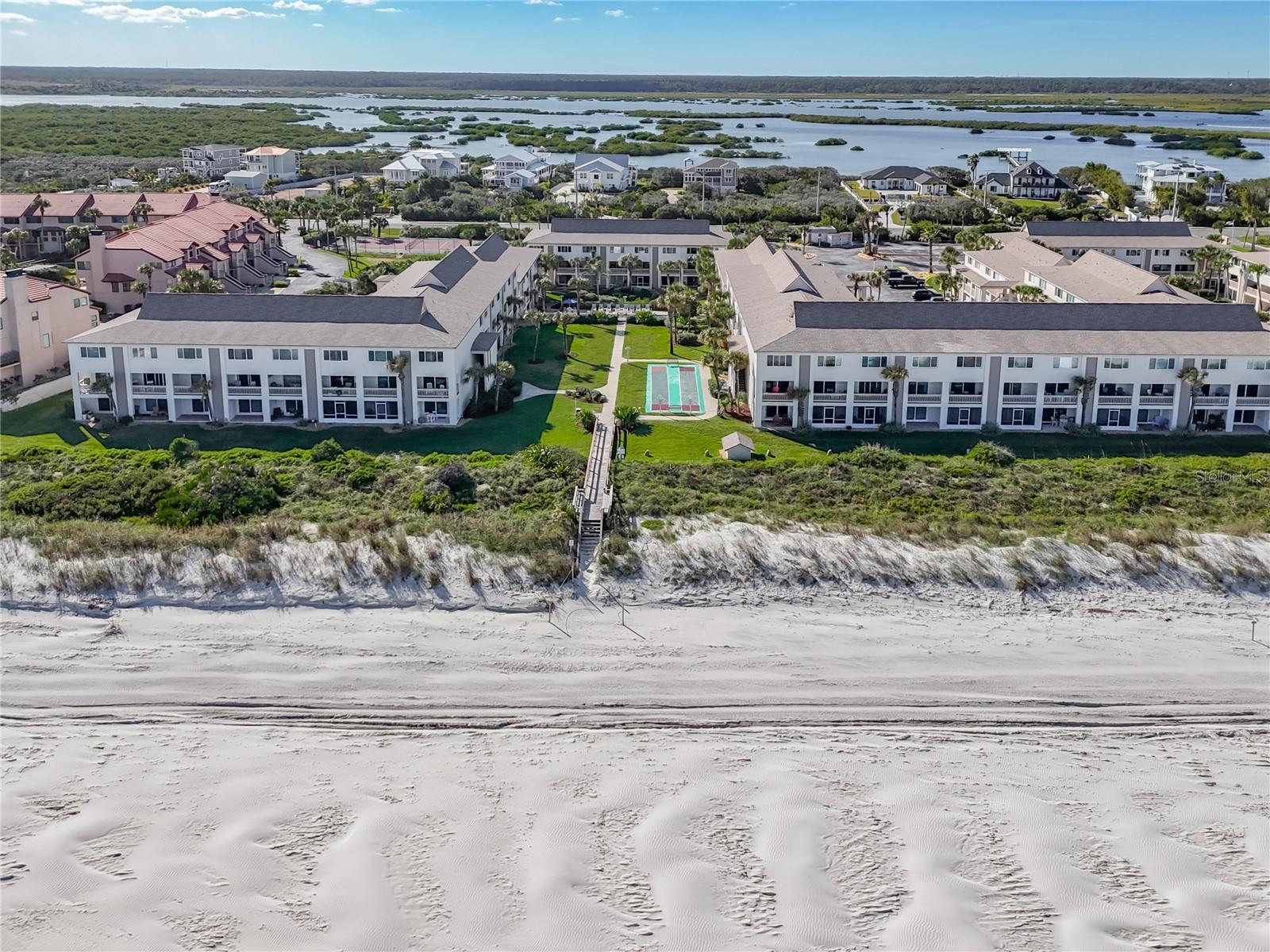 FOUR WINDS - Residential