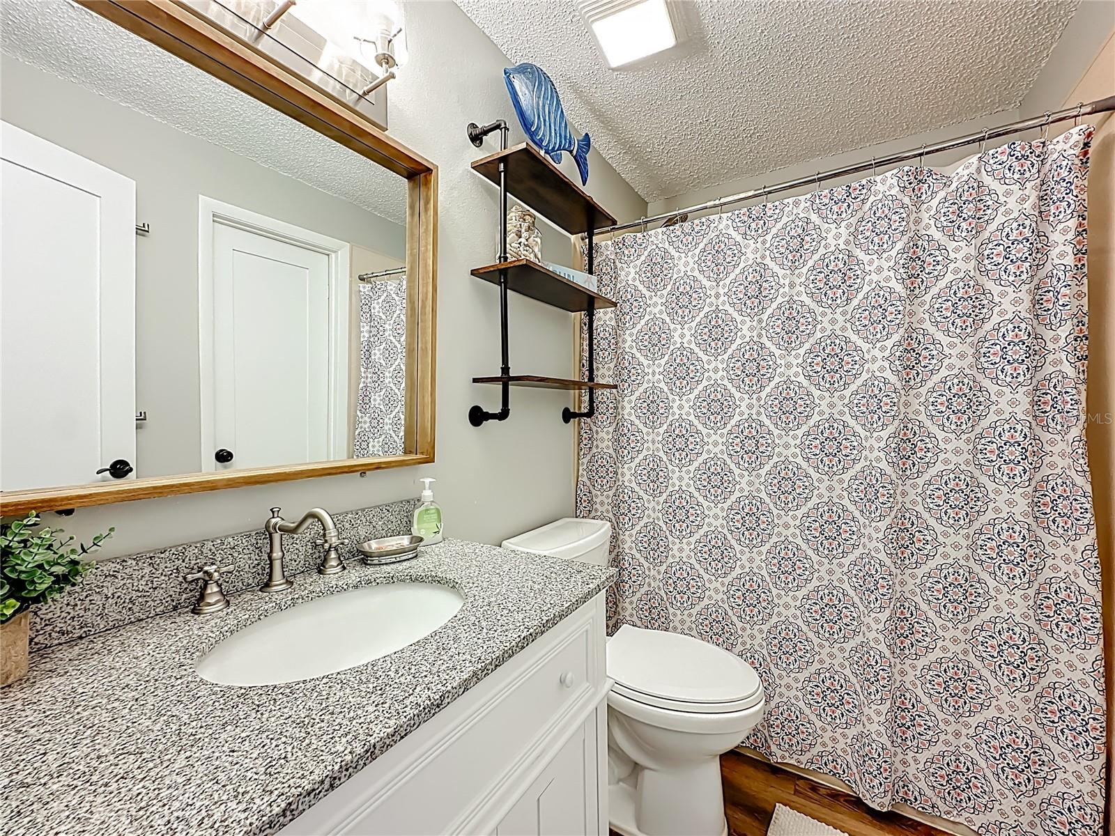 FOUR WINDS - Residential