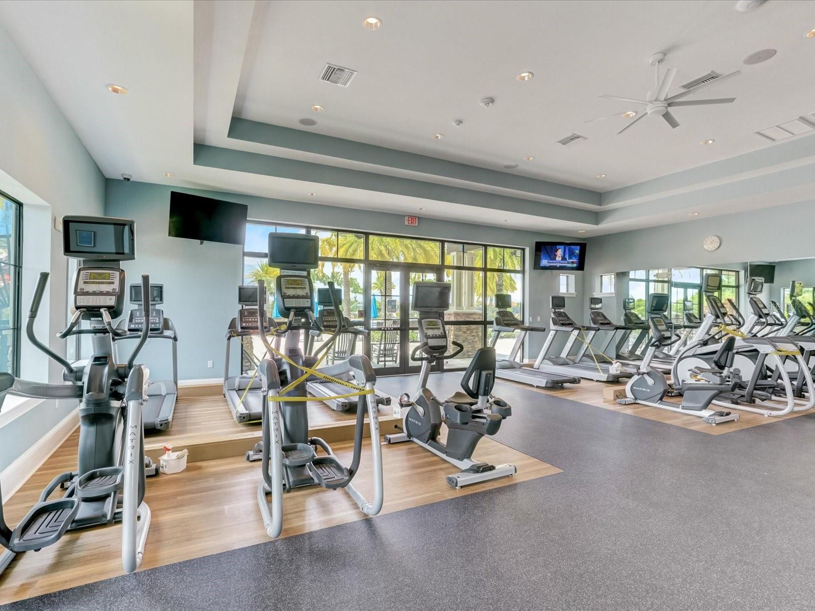 COUNTRY CLUB EAST AT LAKEWD RNCH TT - Residential
