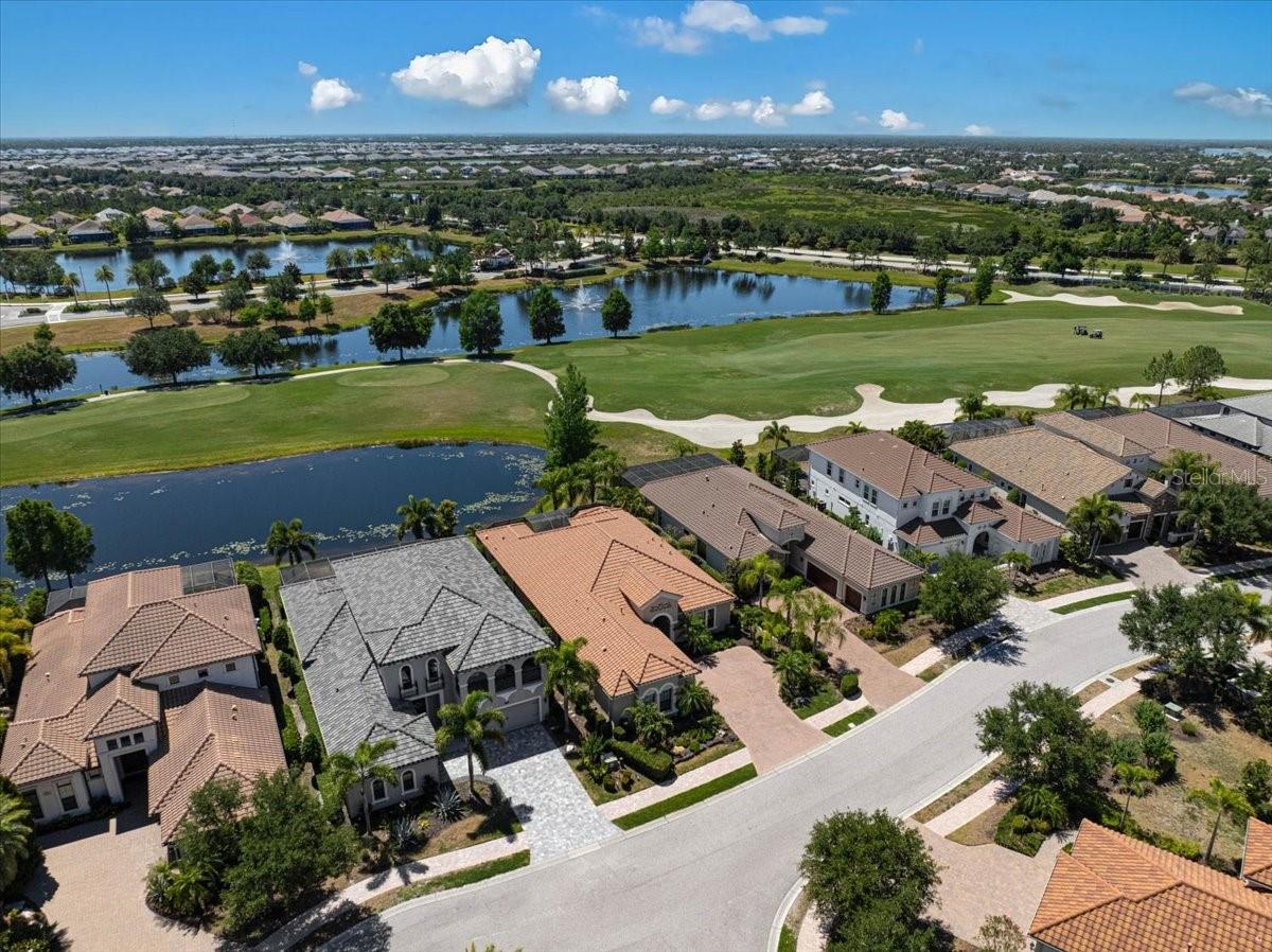 COUNTRY CLUB EAST AT LAKEWD RNCH TT - Residential