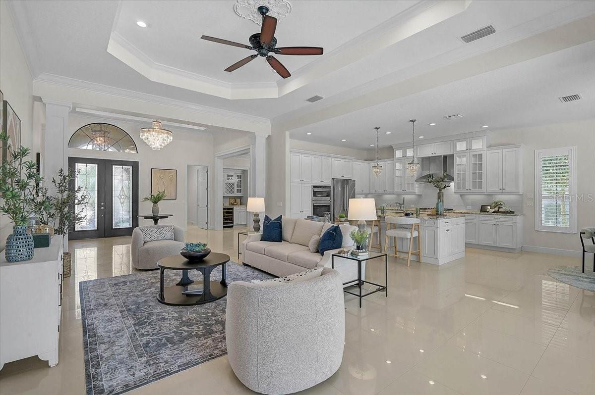 COUNTRY CLUB EAST AT LAKEWD RNCH TT - Residential