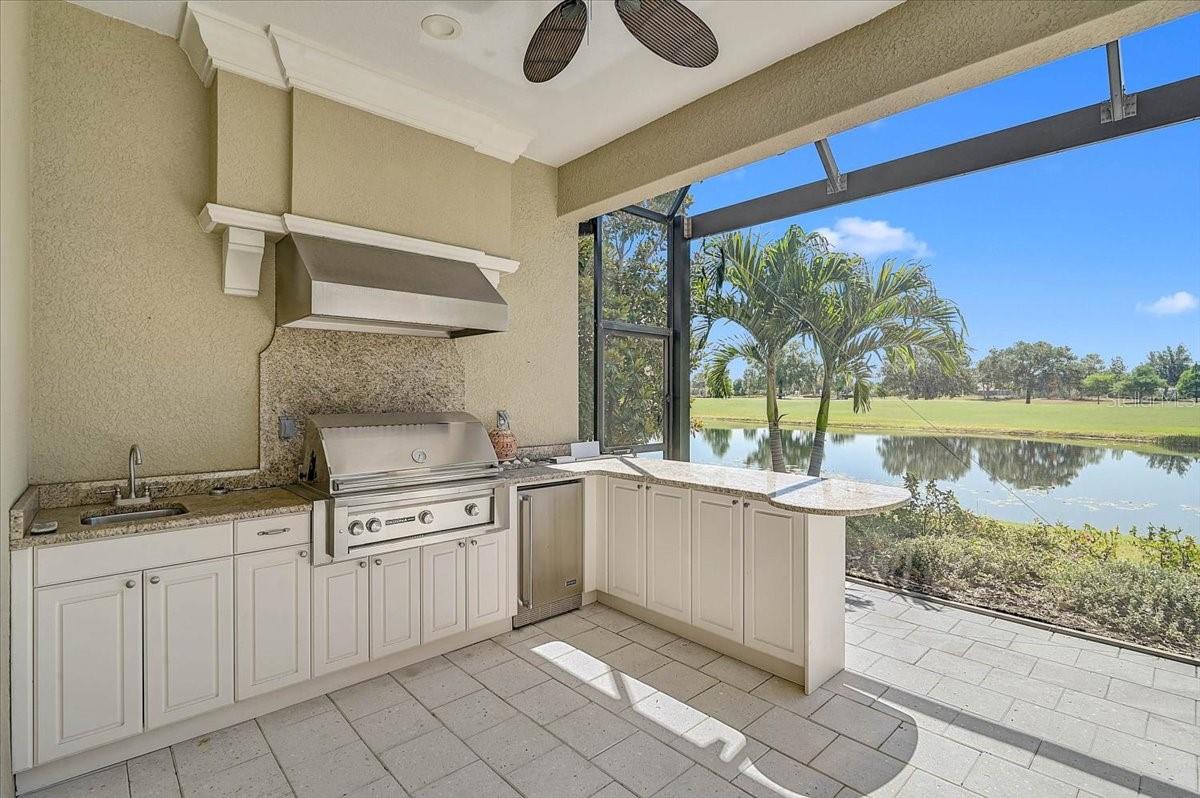 COUNTRY CLUB EAST AT LAKEWD RNCH TT - Residential