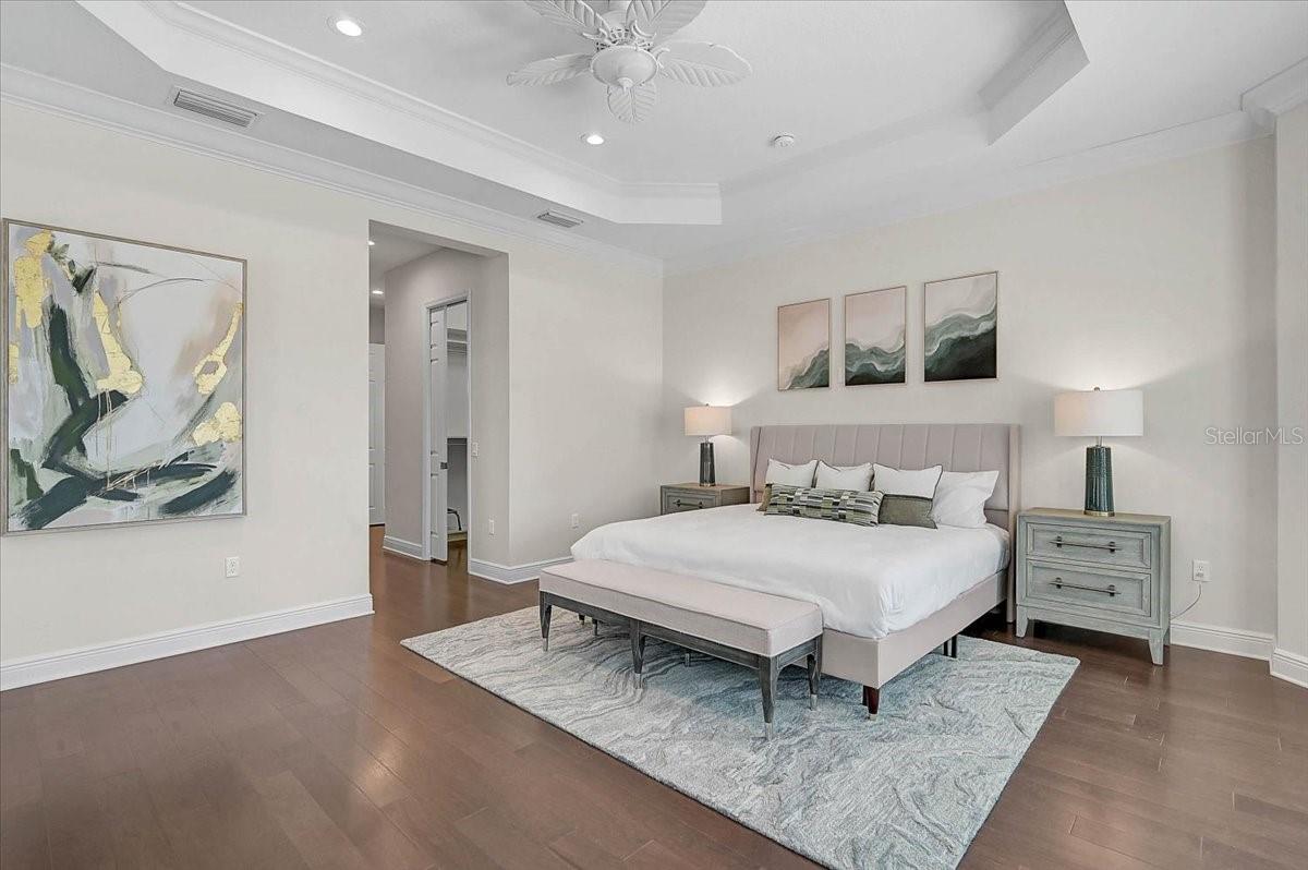 COUNTRY CLUB EAST AT LAKEWD RNCH TT - Residential