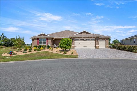 Photo of 8477 SW 93rd Circle, Ocala, FL 34481 (MLS # OM726725)