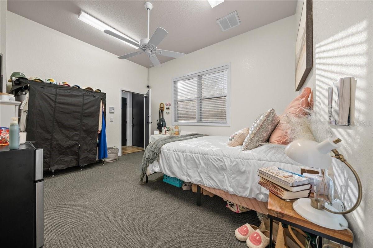 MEADOWVIEW ADD 03 - Commercial Sale