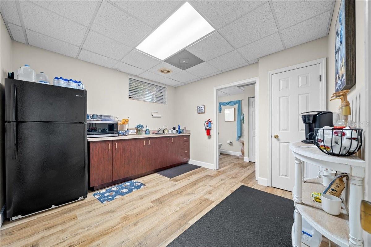 MEADOWVIEW ADD 03 - Commercial Sale