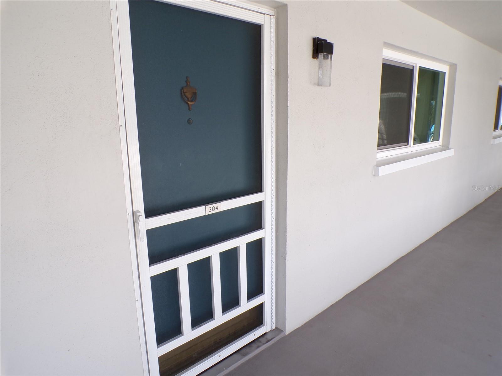 649 S TAMIAMI TRAIL S 304