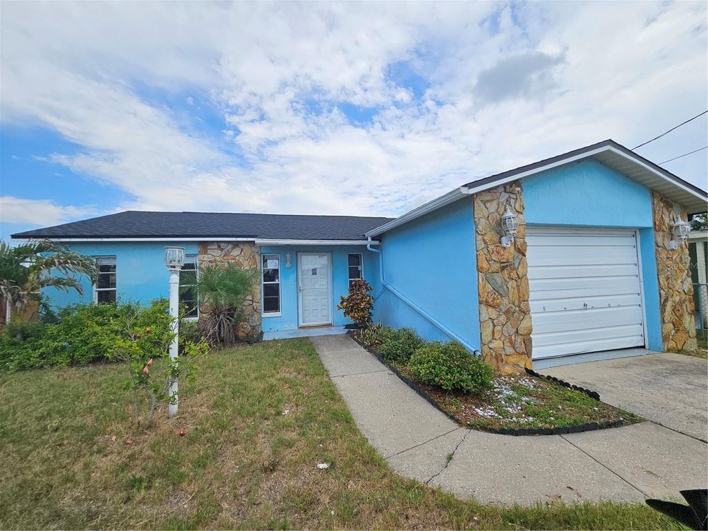 Photo of 13612 Frances Avenue, Hudson, FL 34667 (MLS # O6375290)