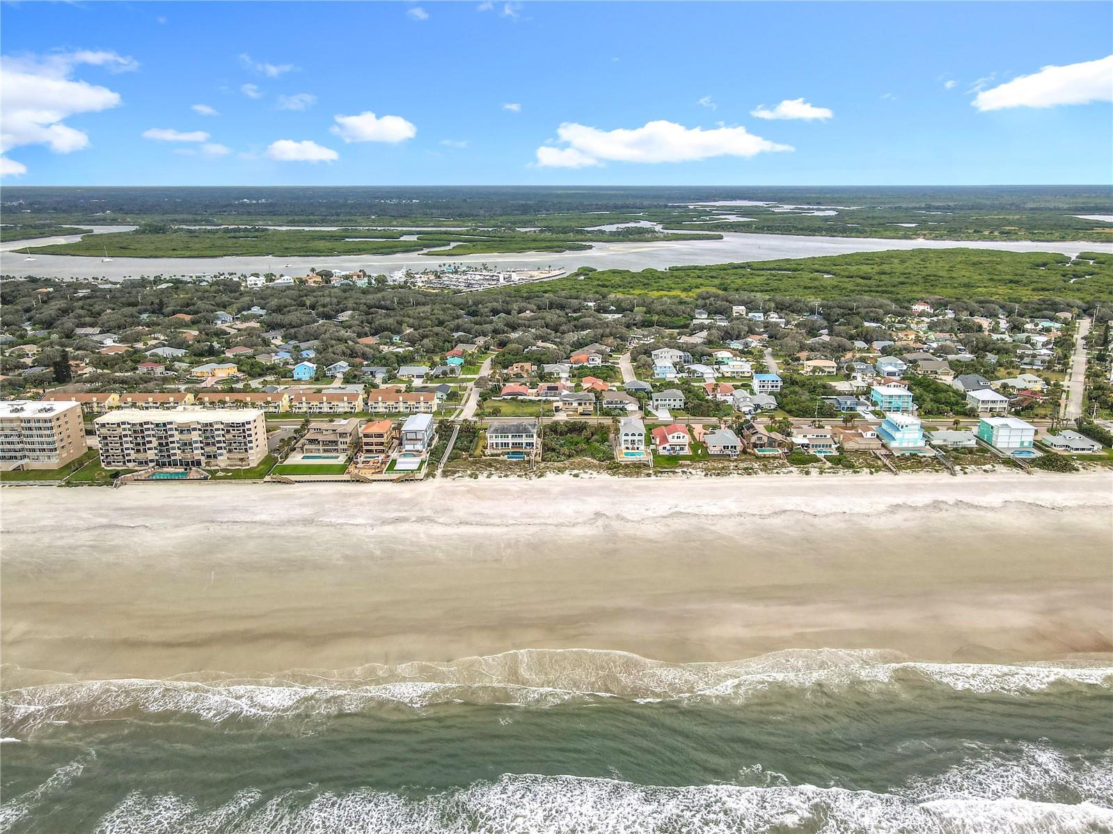 LIGHTHOUSE SHORES - Residential