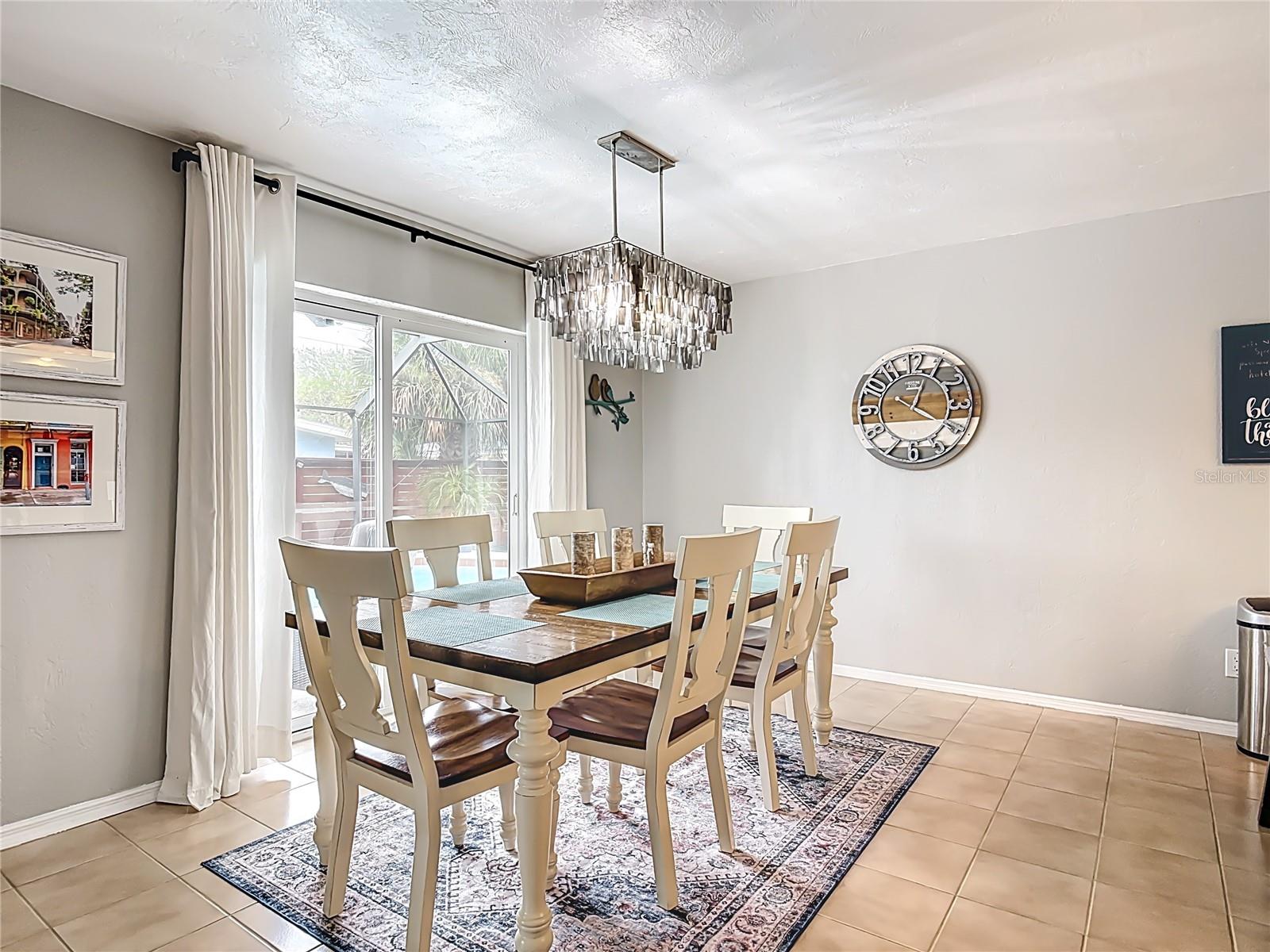 LIGHTHOUSE SHORES - Residential