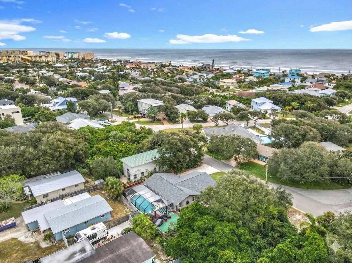 LIGHTHOUSE SHORES - Residential