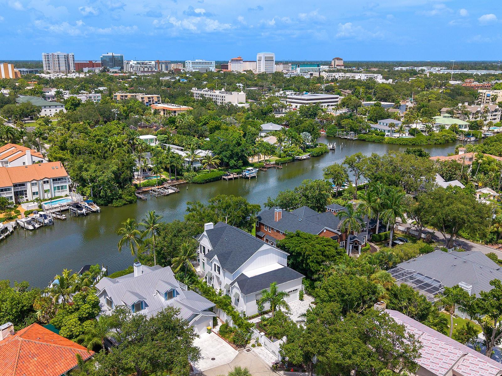 1621 BAY POINT COURT