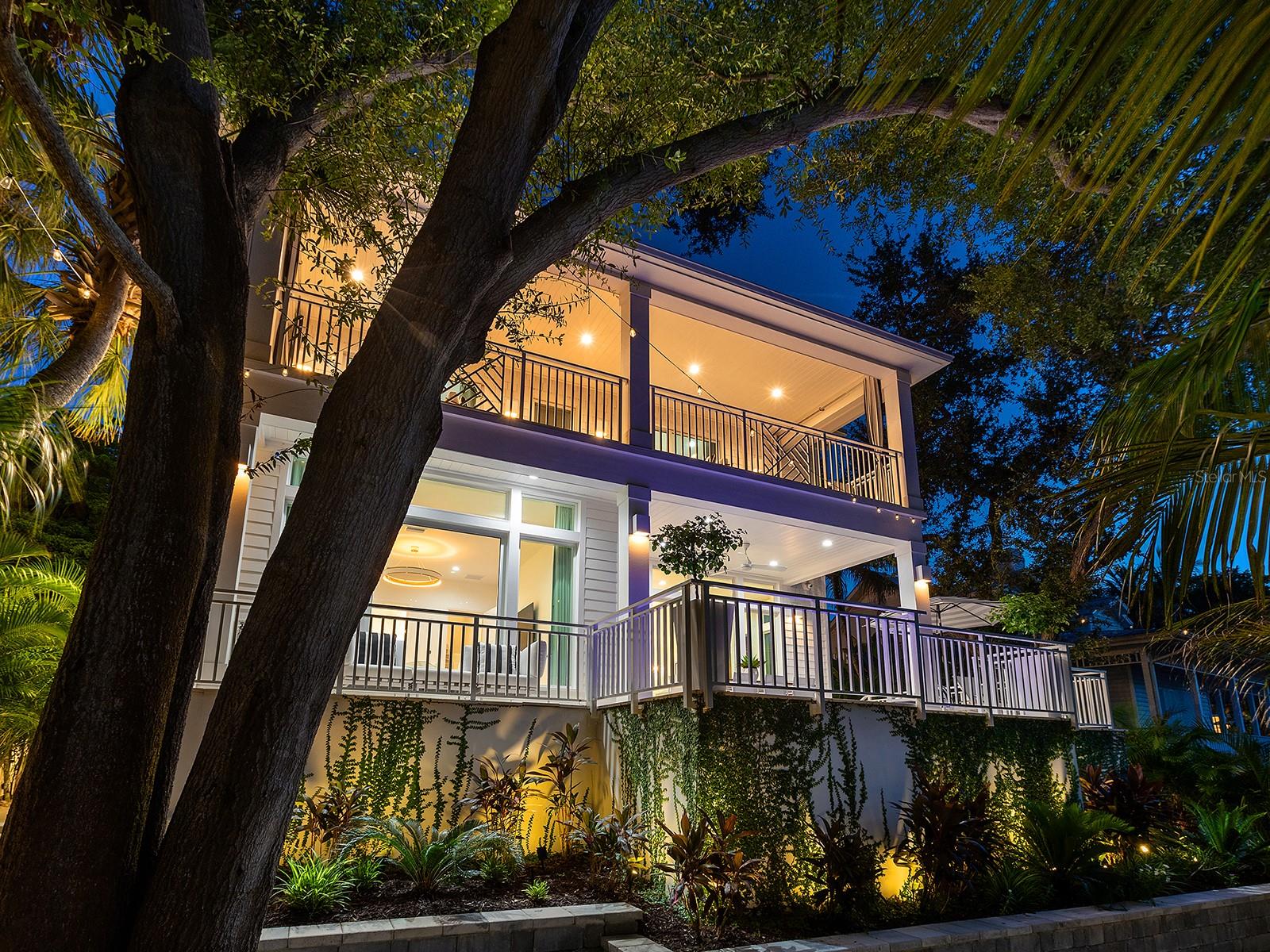 1621 BAY POINT COURT
