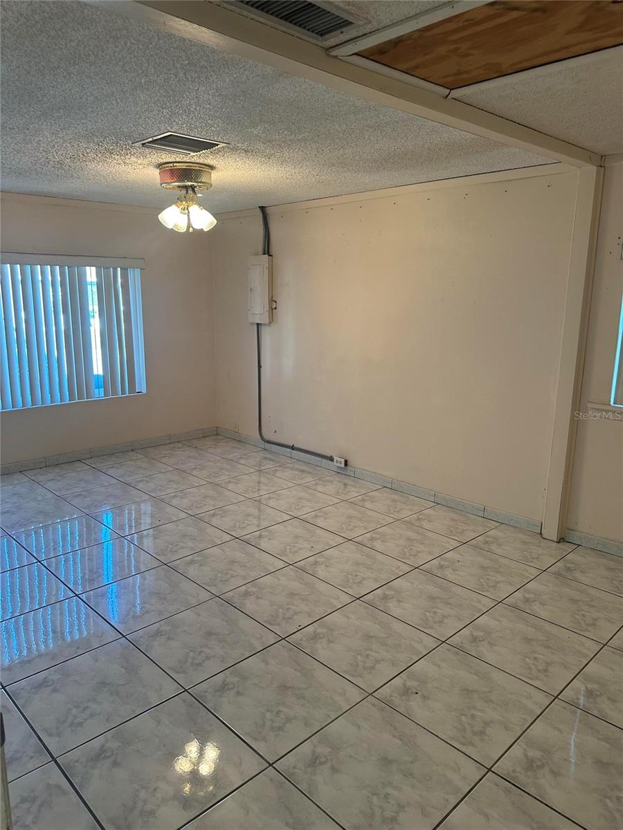 8403 SEVEN COVES COURT