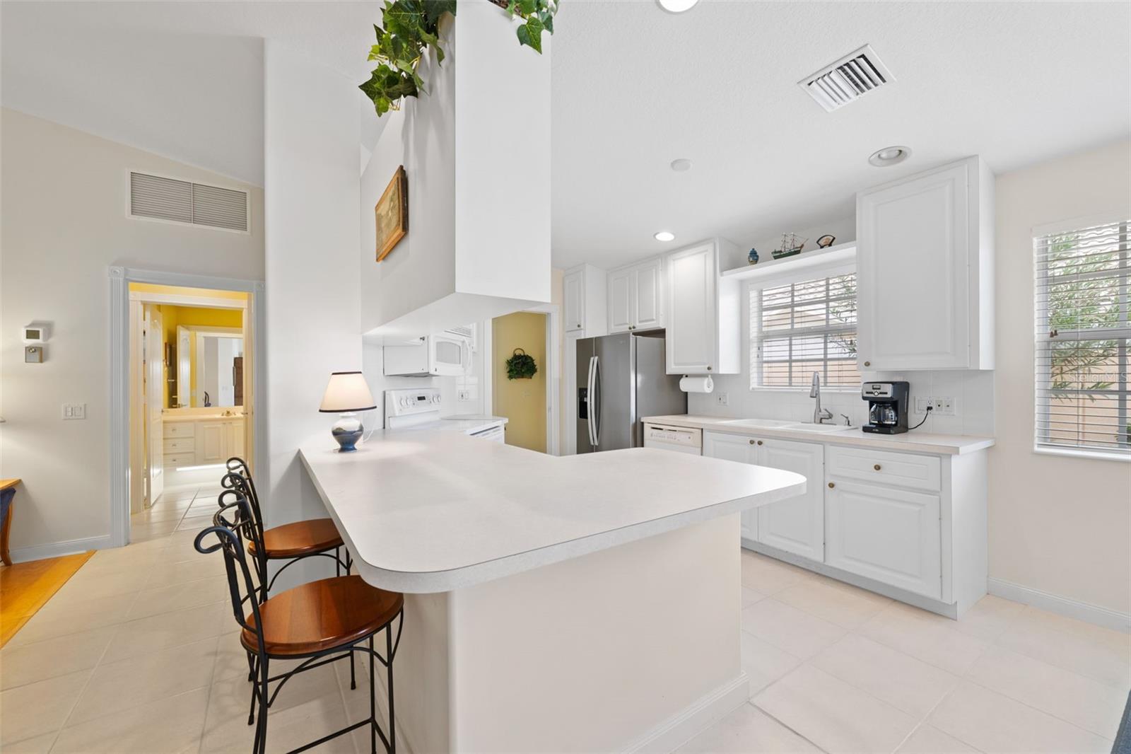 5839 HELICON PLACE
