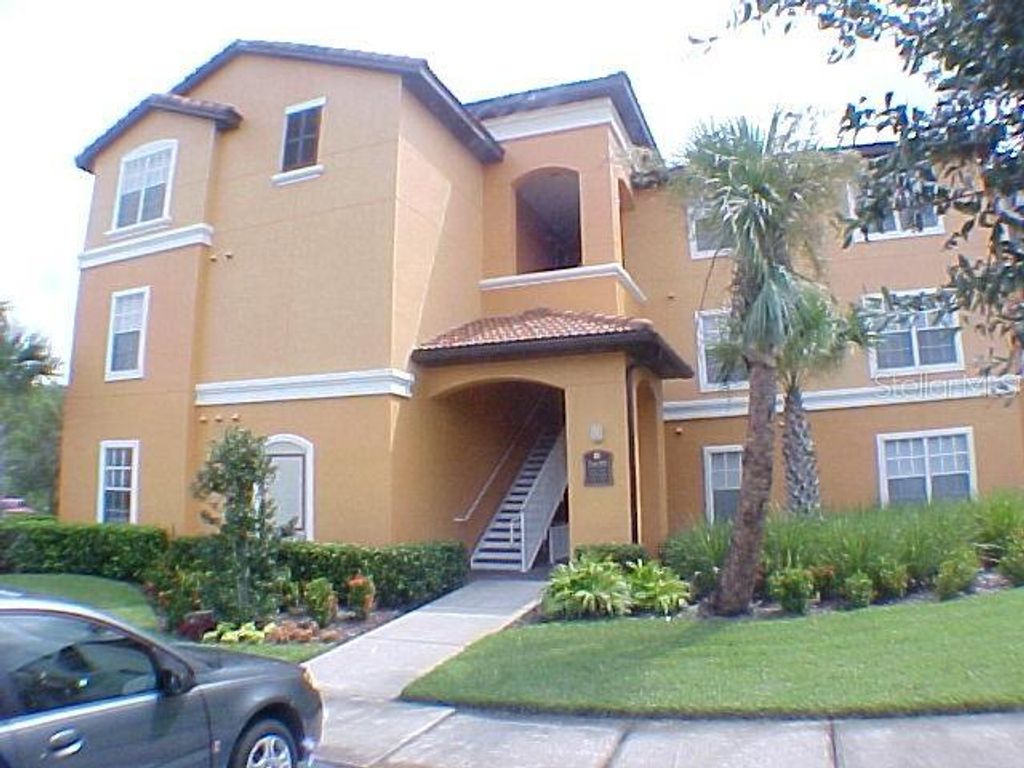 Photo of 5463 Vineland Road #5101, Orlando, FL 32811 (MLS # O6406250)