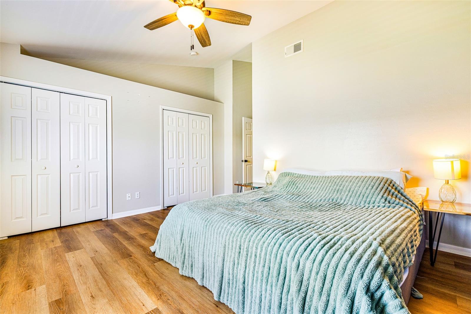 FOREST LAKE TWNHMS PH I - Residential