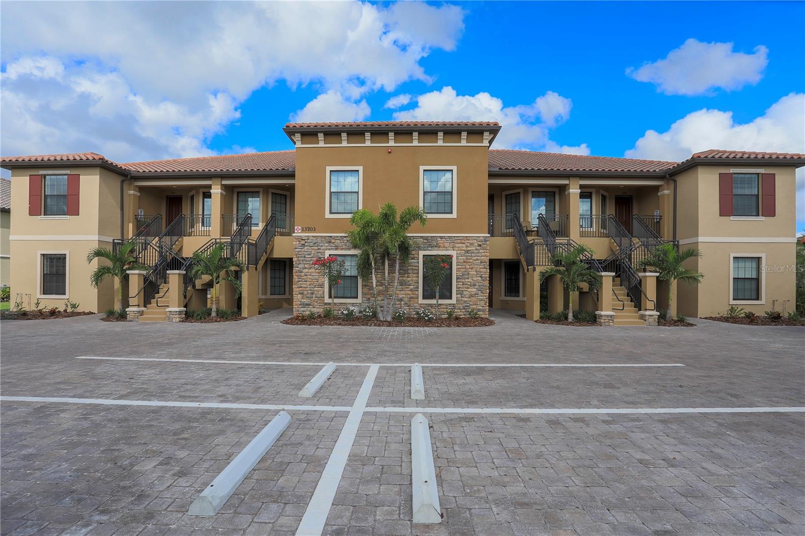 ESPLANADE LAKEWOOD RANCH - Residential Lease