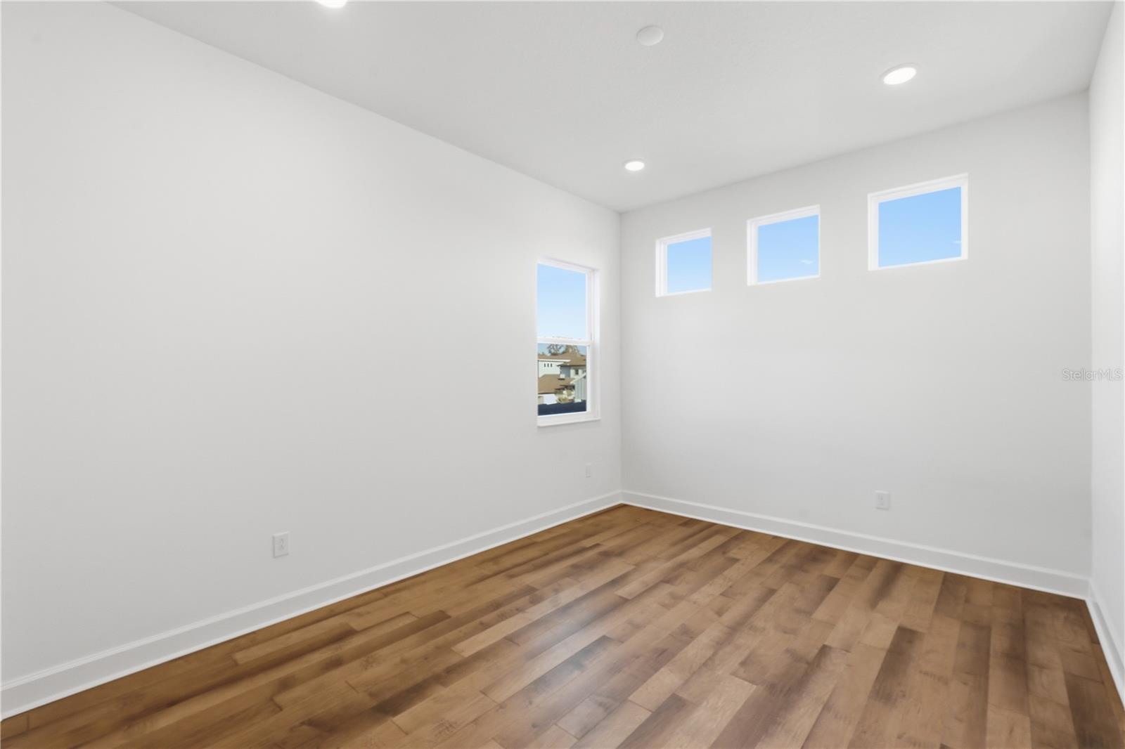 SHOREFRONT COVE - Residential