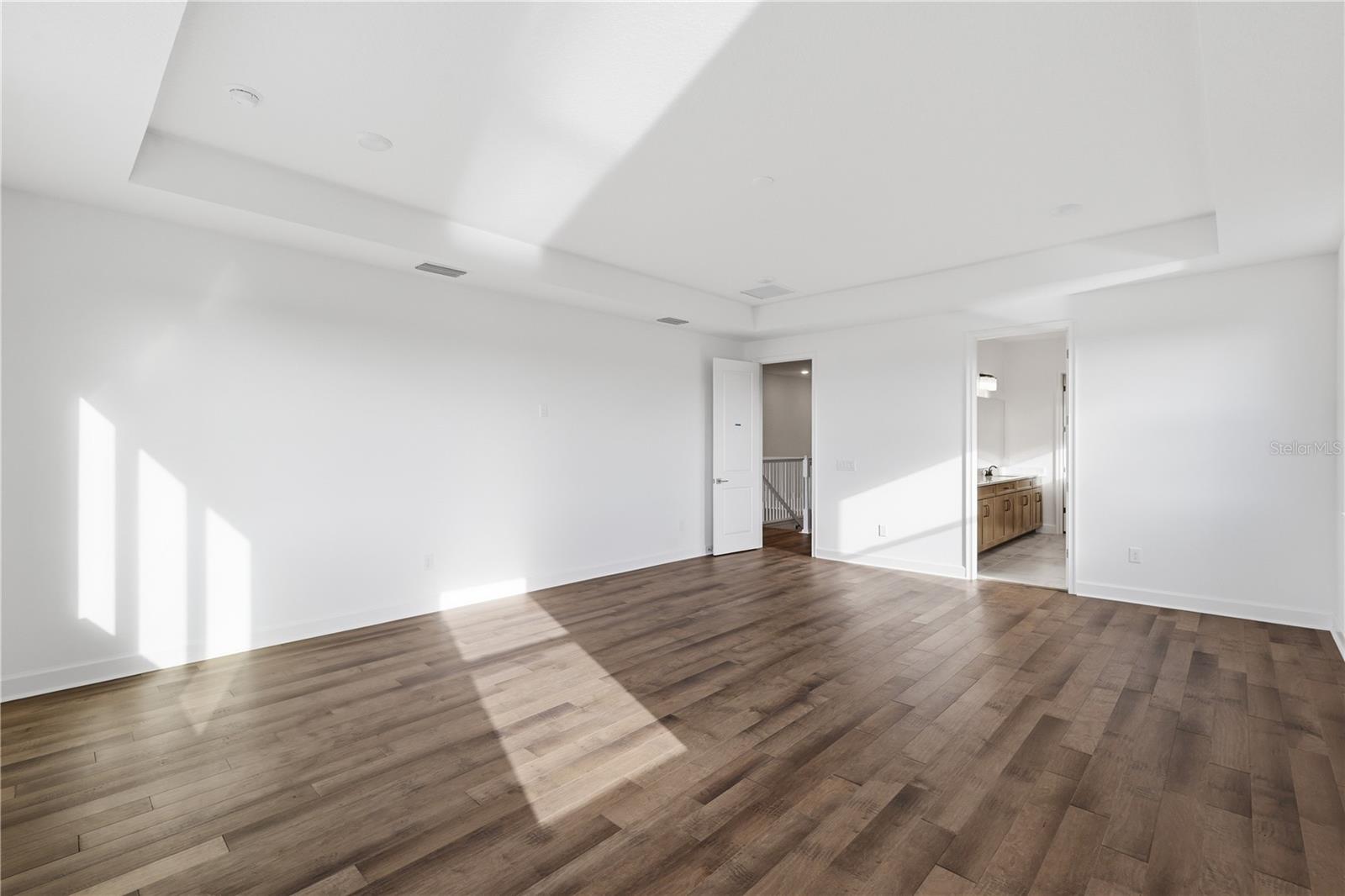 SHOREFRONT COVE - Residential