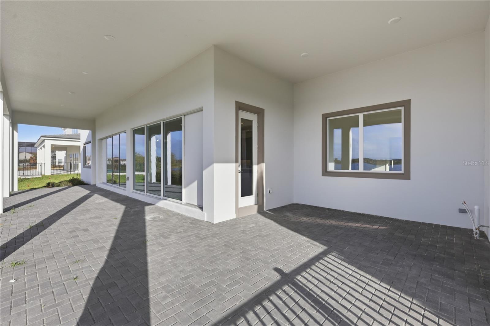 SHOREFRONT COVE - Residential