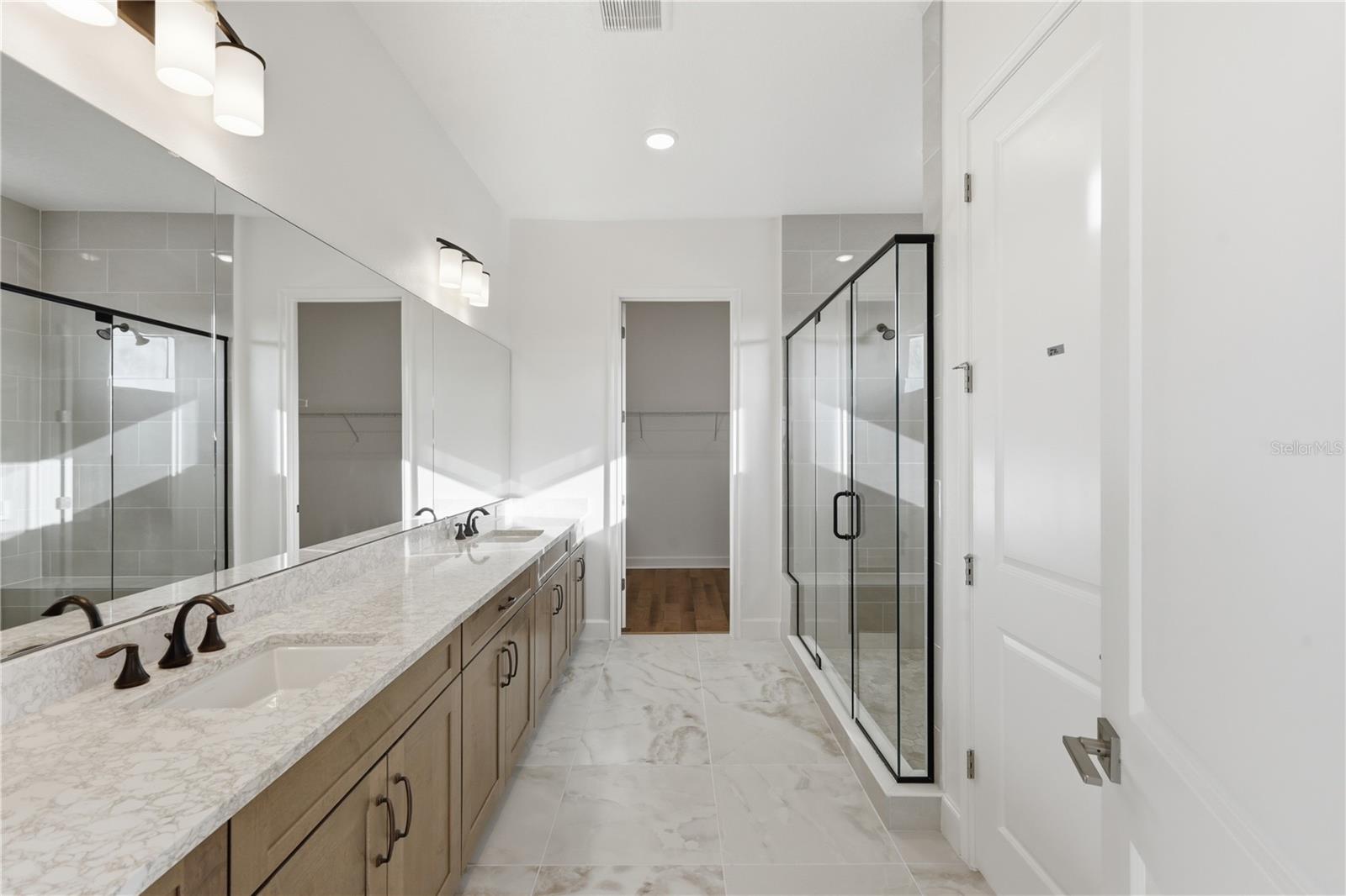 SHOREFRONT COVE - Residential