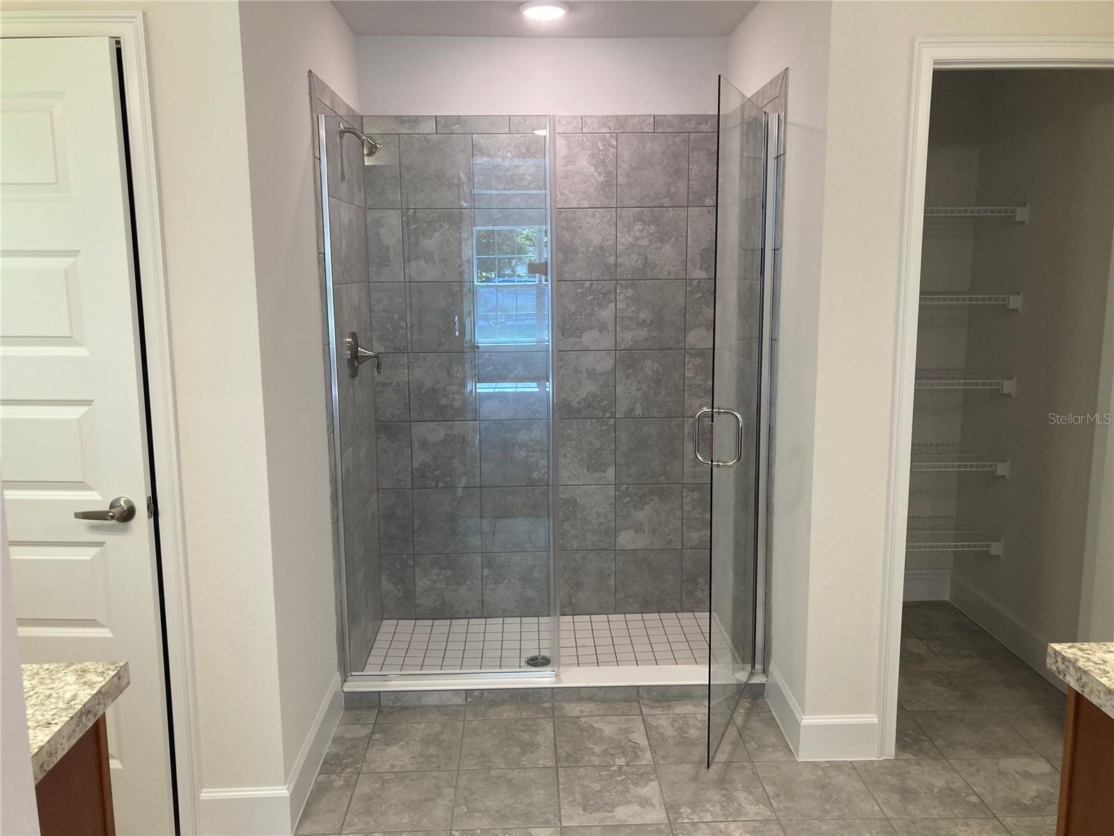 SILVER SPGS SHORES UN 18 - Residential