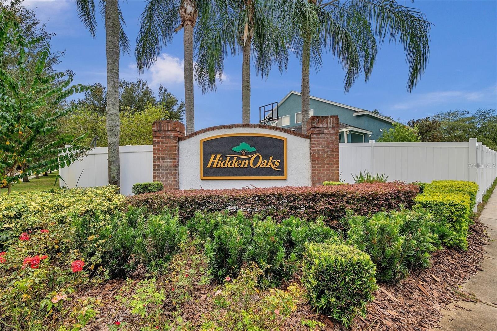 HIDDEN OAKS AT TEMPLE TERRACE - Residential