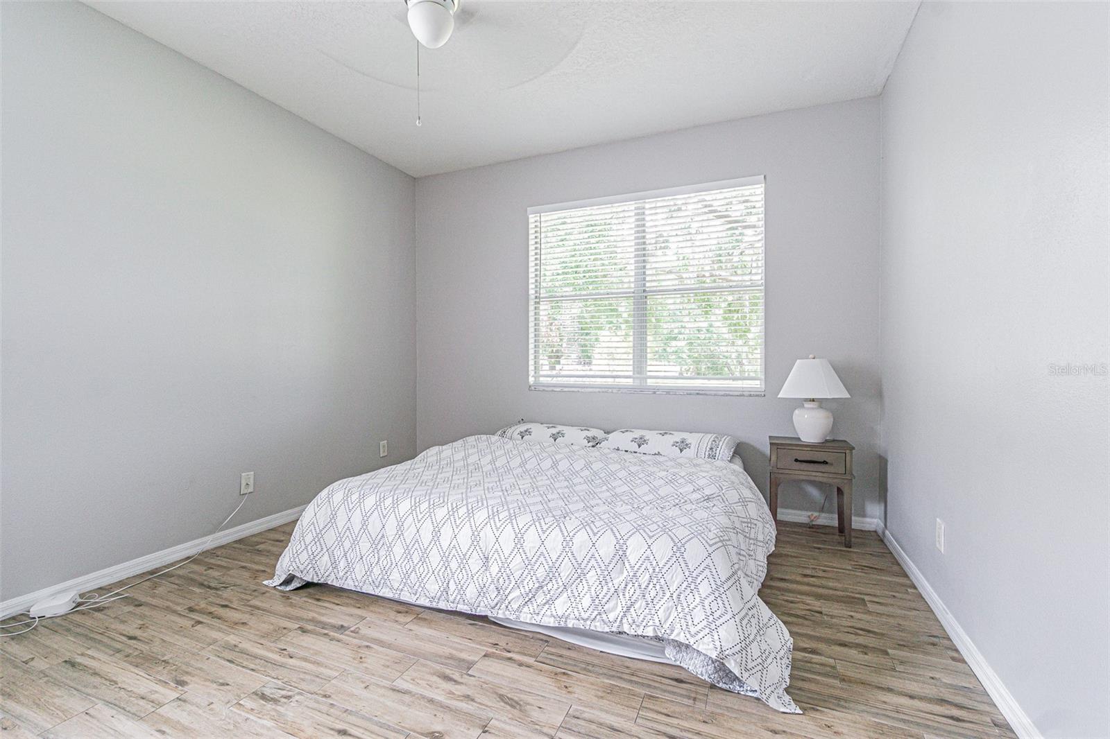 HIDDEN OAKS AT TEMPLE TERRACE - Residential