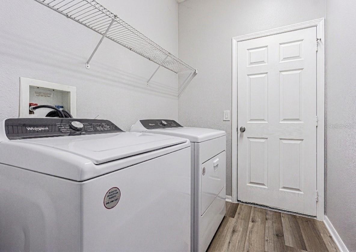 HIDDEN OAKS AT TEMPLE TERRACE - Residential