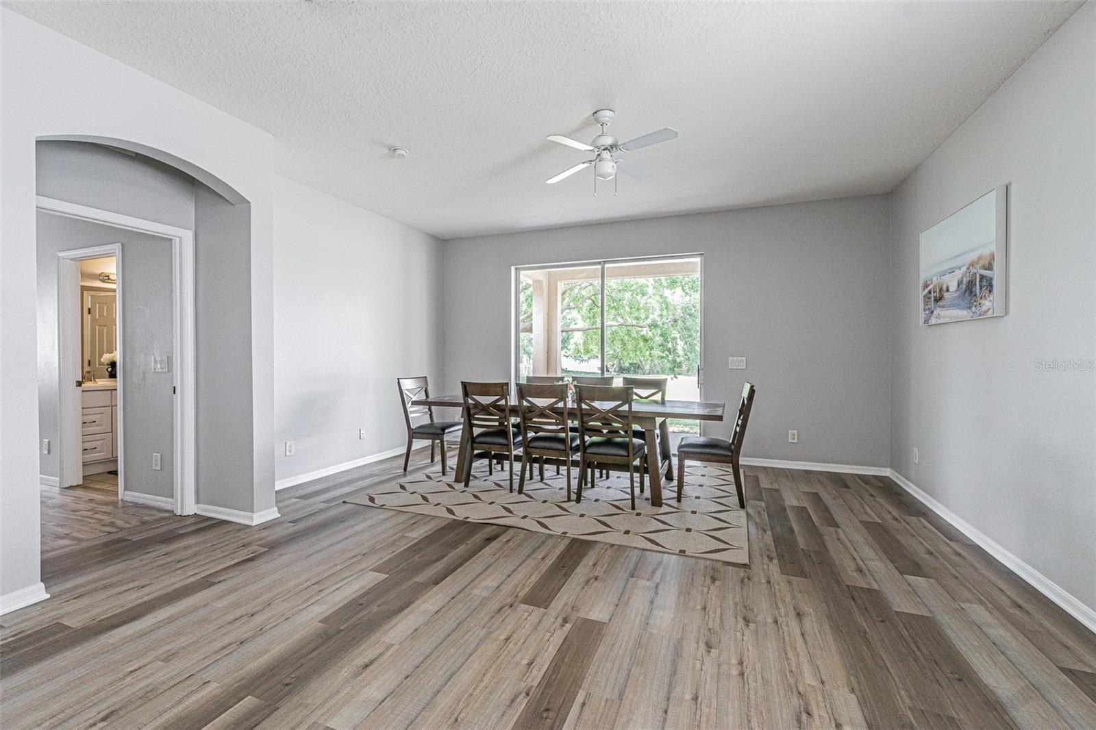 HIDDEN OAKS AT TEMPLE TERRACE - Residential