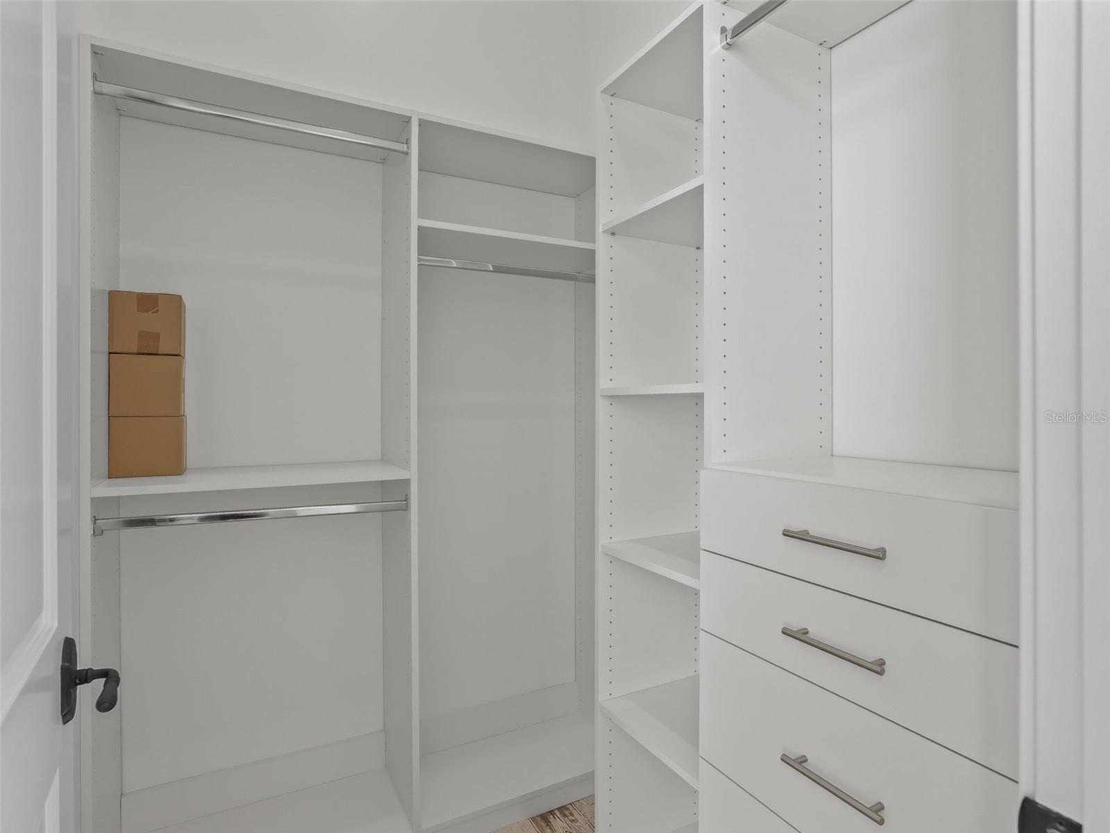 GOLDEN OCALA UN #ONE - Residential