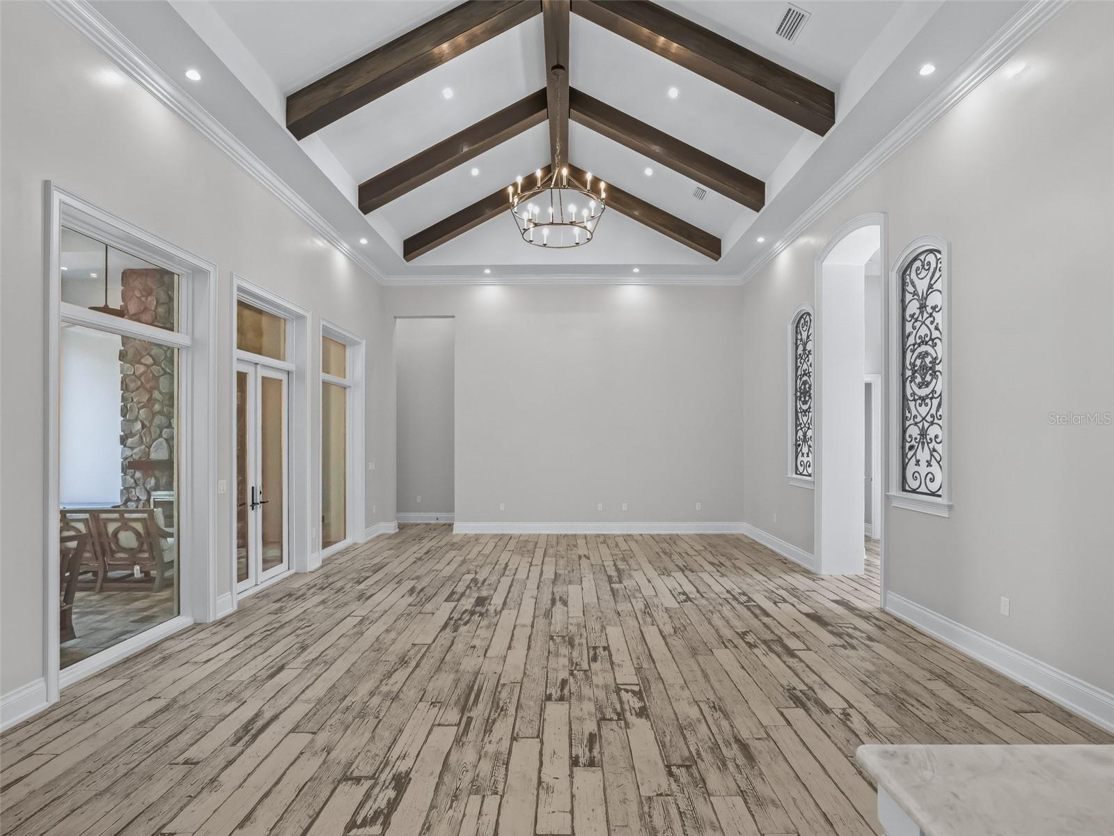 GOLDEN OCALA UN #ONE - Residential